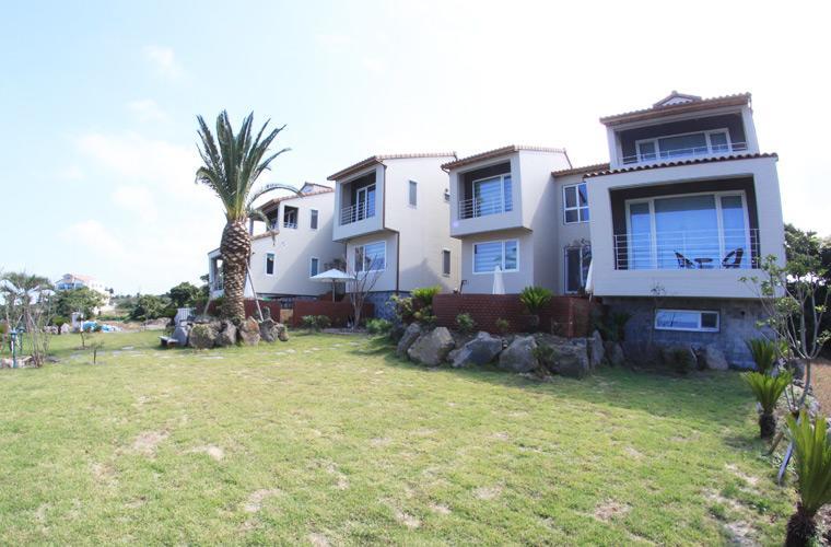 Jeju Lake Pension Eksteriør bilde