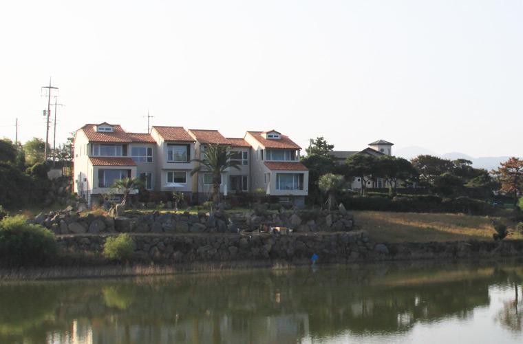 Jeju Lake Pension Eksteriør bilde